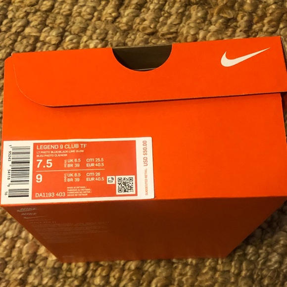 ‼️SOLD‼️ NWT Nike Tiempo Legend 9 Club IC 
M 7.5 / W 9 - Picture 7 of 11